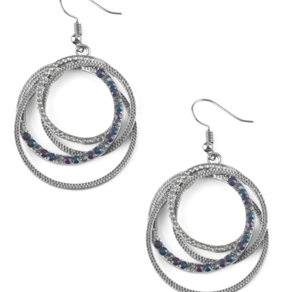 Elegantly Entangled - Paparazzi Earrings